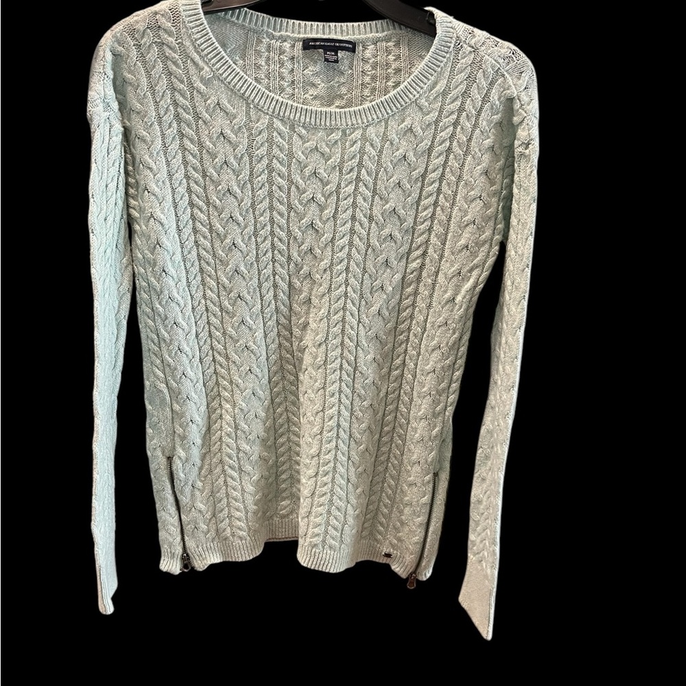 American Eagle  Mint Green Cable Knit‎ Sweater Size Medium